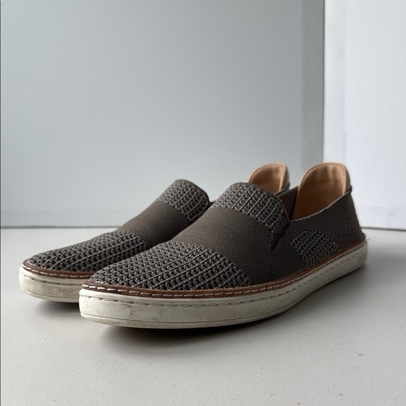 UGG Army Green Sammy Slip-On Shoes - Picture 2 of 16